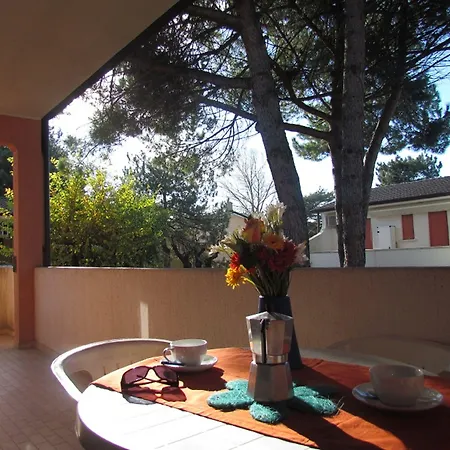 In Exclusive Complex Lejlighed