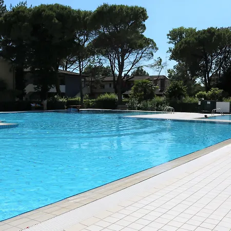 In Exclusive Complex Apartment